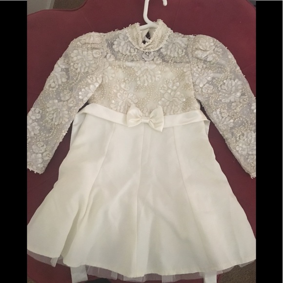 Girls Sz 5 Hollywood Babe Pearl Lace Dress EUC - Picture 1 of 5
